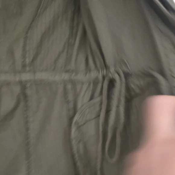 Chic Olive Utility Jacket Size Xs But Adjustable Waist Can Fit S - Picture 8 of 9